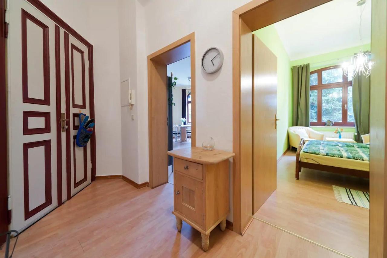 Grosse Ferienwohnung In Dresden-Loebtau Exterior foto